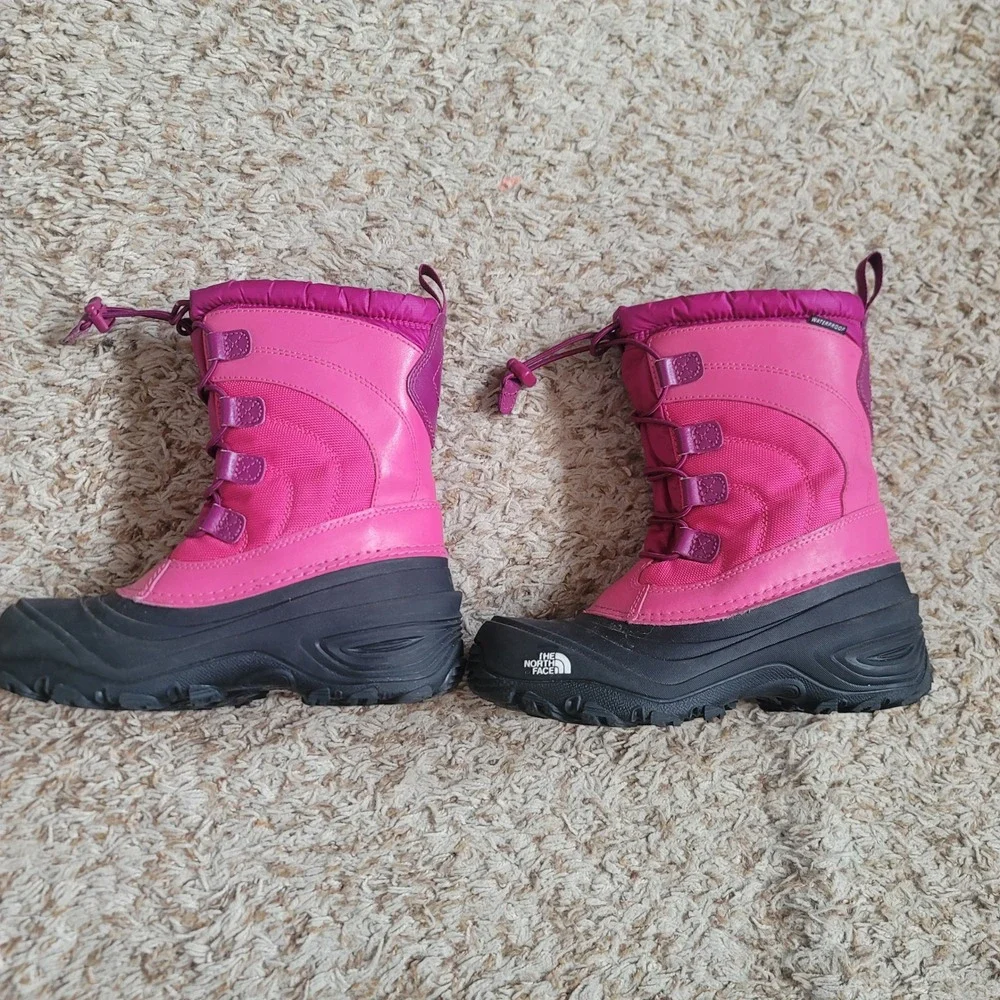The North Face Alpenglow IV Snow Boots Kids 3 Pink Black Waterproof Insulated